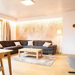 Amenity & Hotel 4*