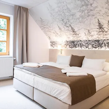 فندق Amenity & Špindlerŭv Mlýn