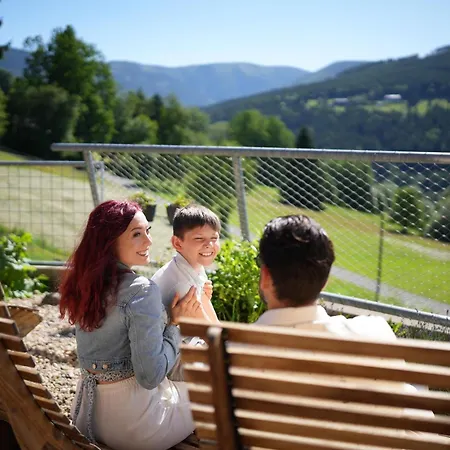 Amenity & فندق Špindlerŭv Mlýn
