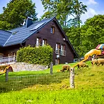 Amenity & Szálloda 4*