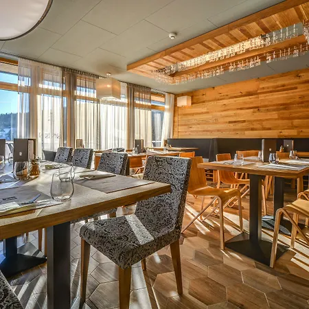 מלון Amenity & Špindlerŭv Mlýn